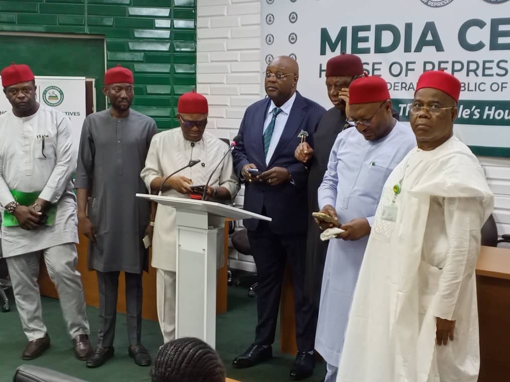 Dukkan Ƴan Majalisar Wakilai Na Enugu Sun Koma Jam’iyyar APC